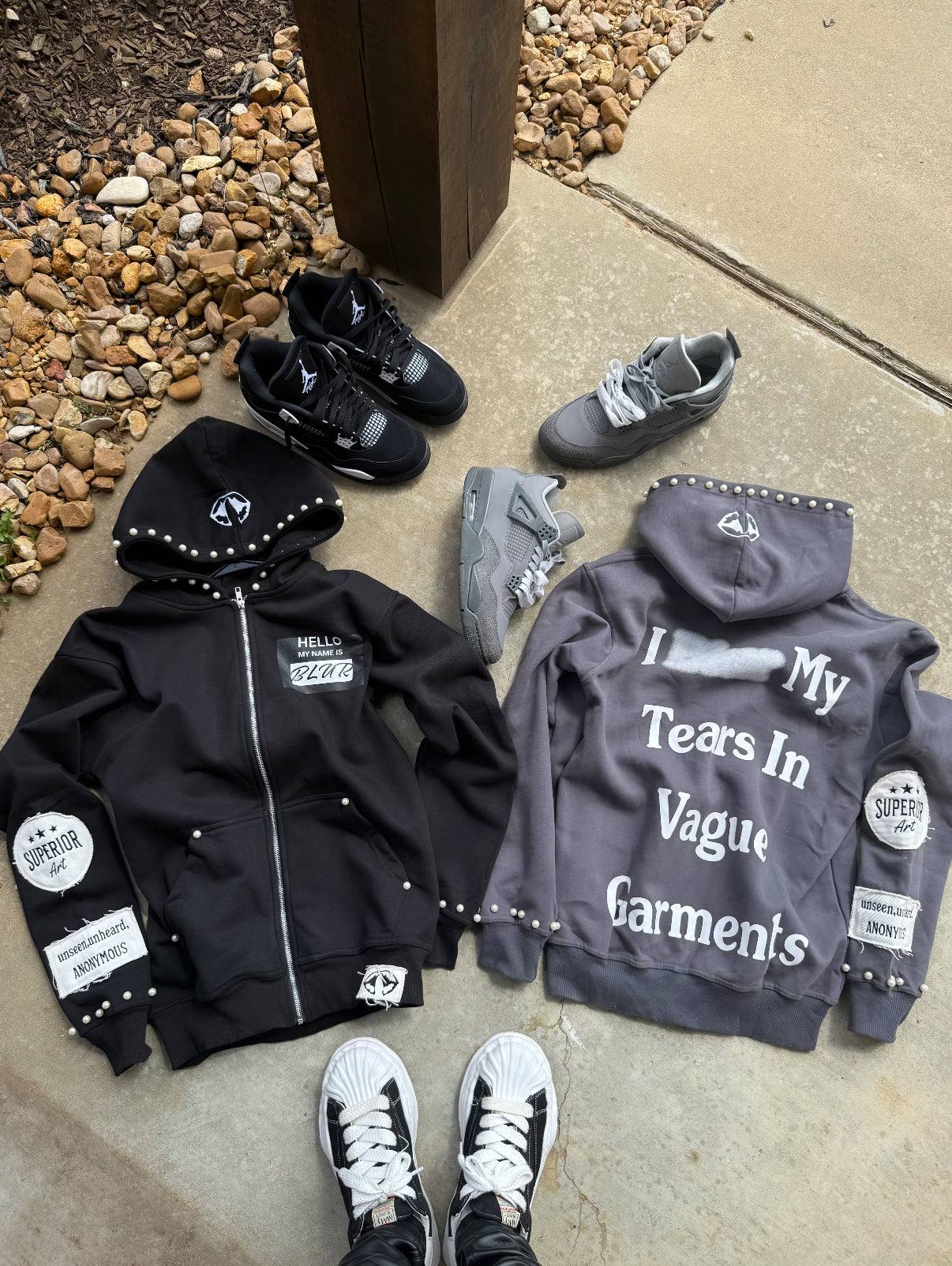 "Vague Tears" Zip-Hoodie